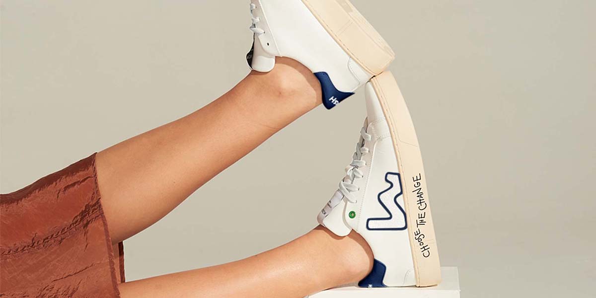 sustainable sneakers by ethical brand COMOVITA x Womsh