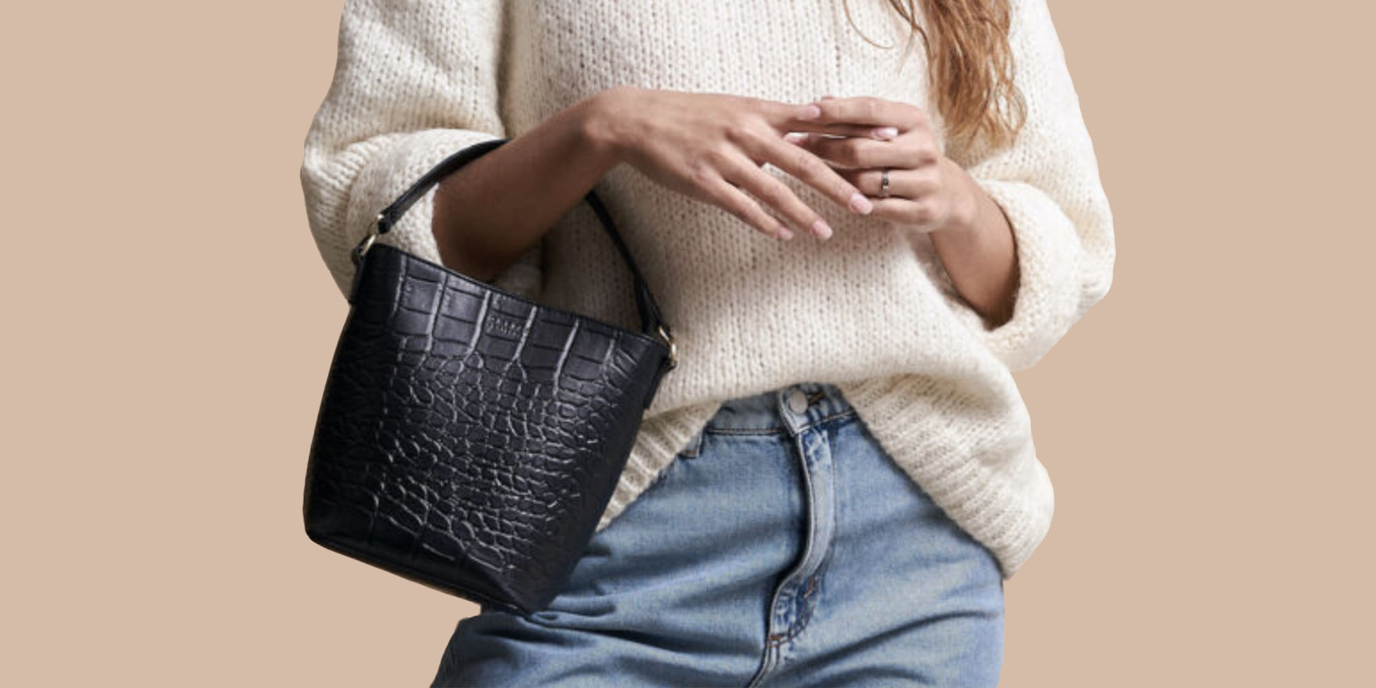 Black textured O My Bag sustainable mini tote