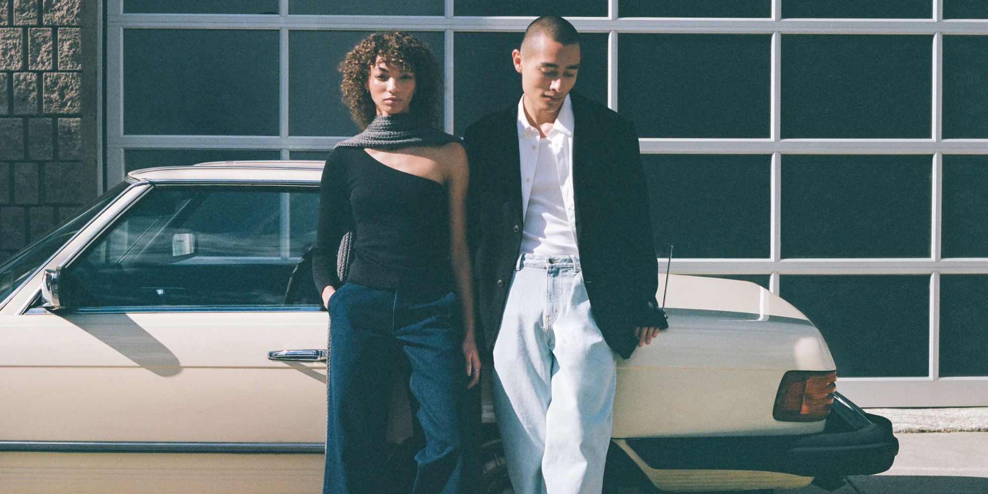 two models in Kotn clothing