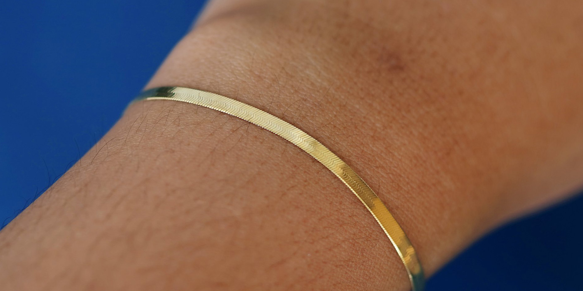 Sustainable gold bracelet by Automic Gold