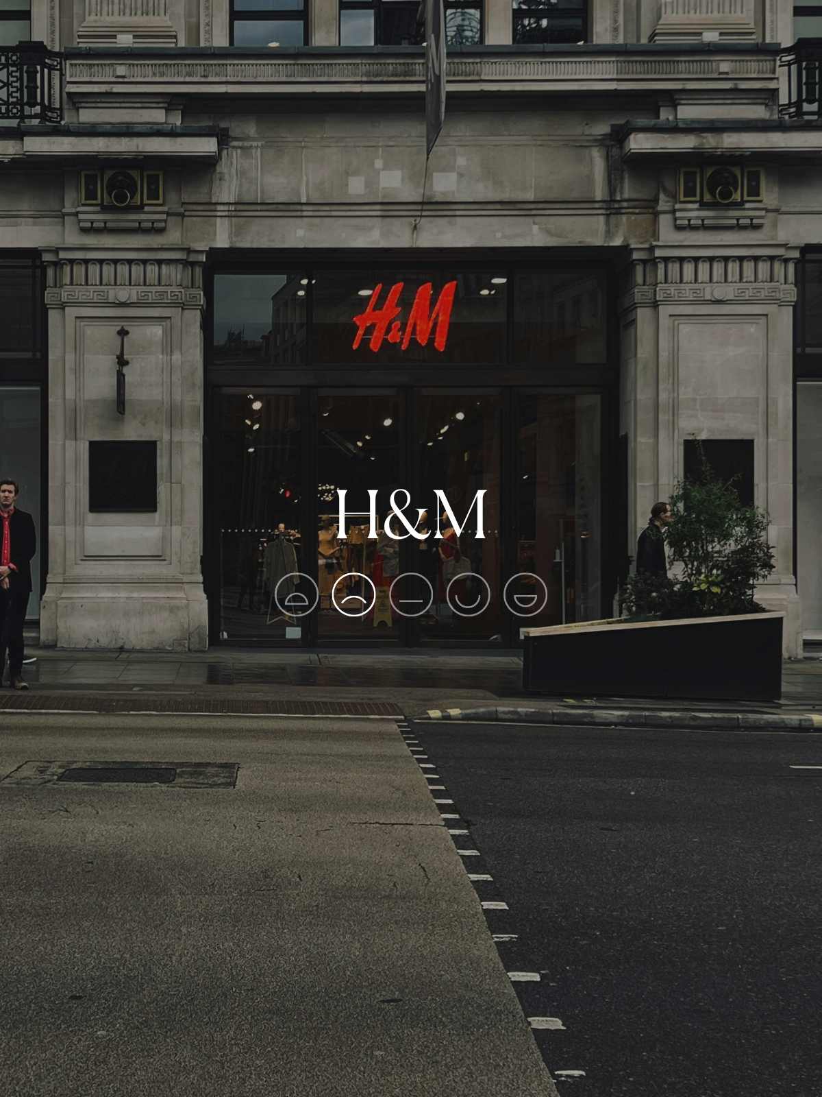 H&M storefront with Good On You sustainability rating