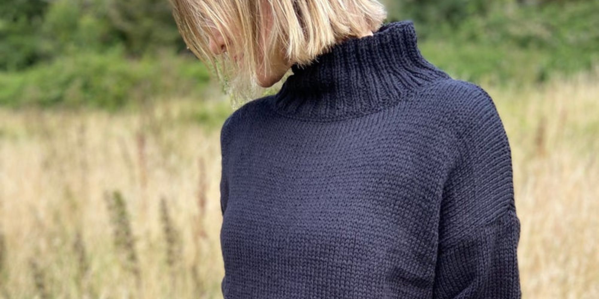 A blue knitted sweater by Bunti.