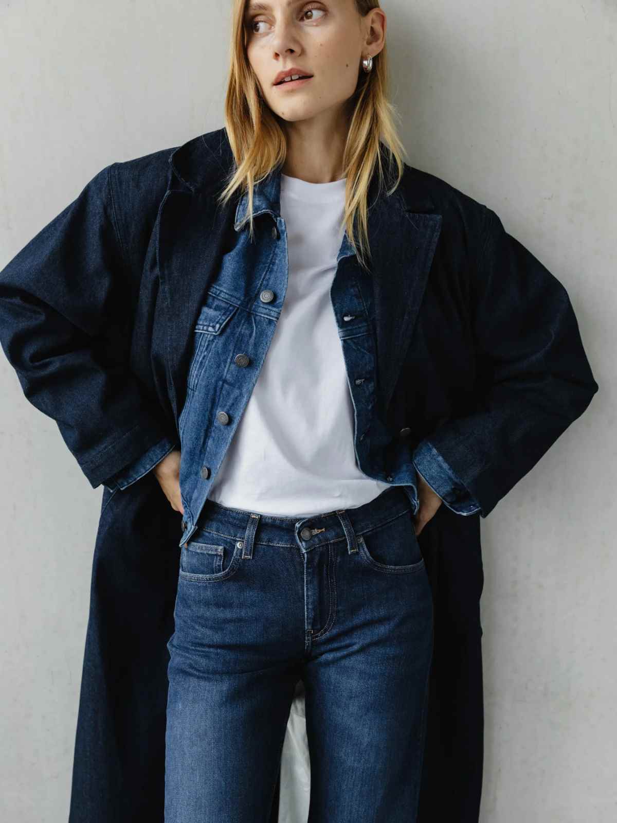 person wearing outfit from more sustainable dutch brand mud jeans