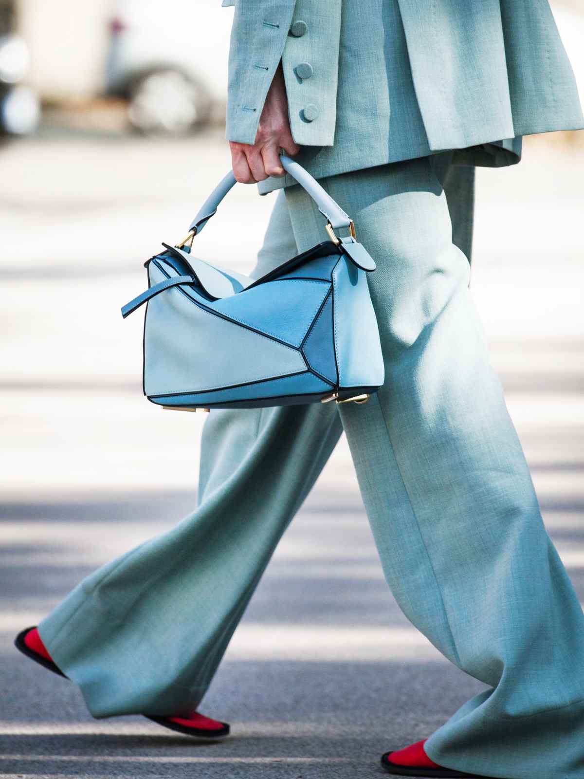 Person carrying Loewe puzzle bag