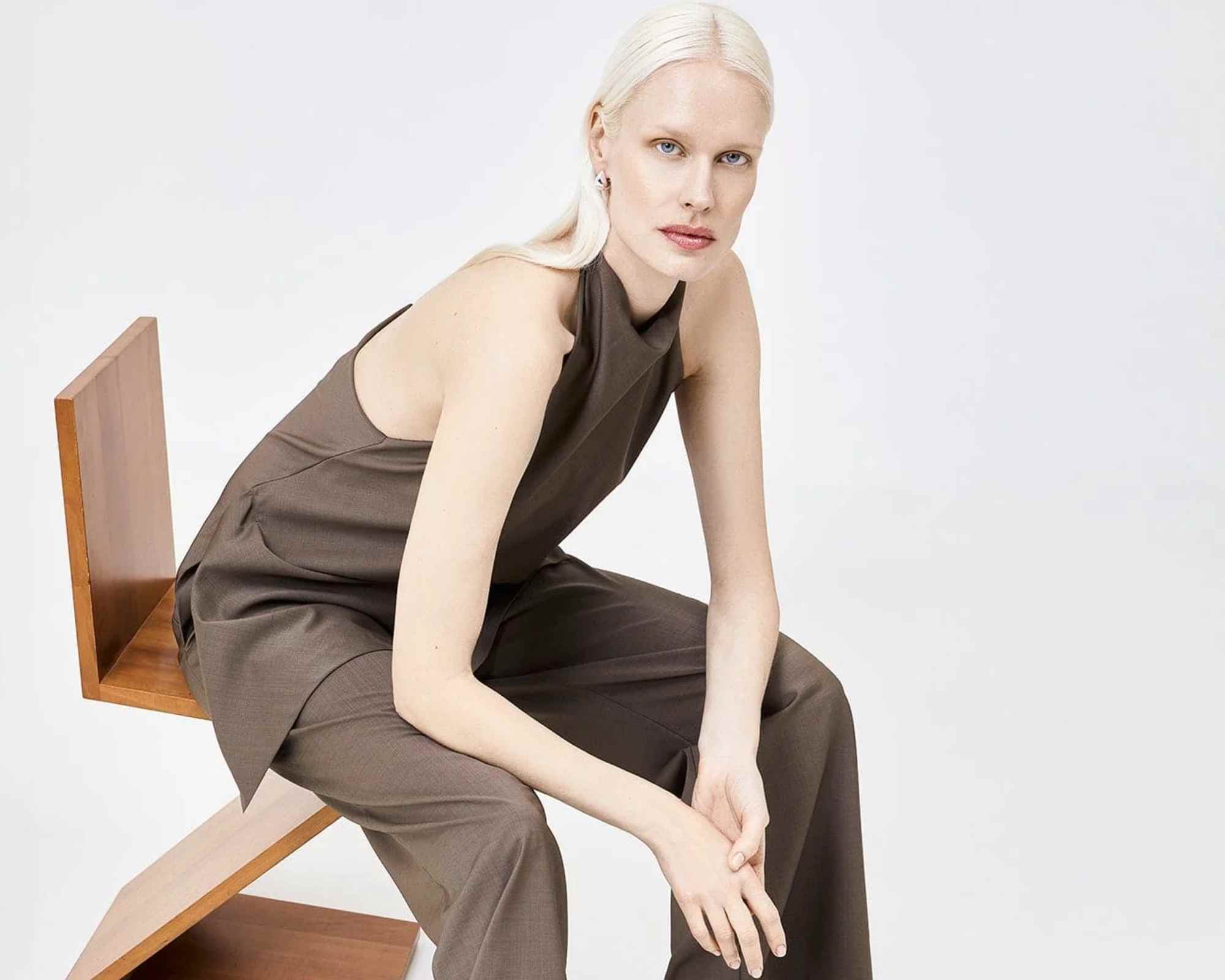 Person wearing brown outfit and silver Essen shoes